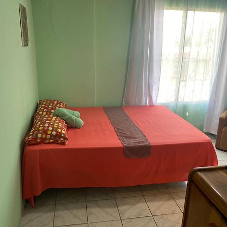 Hostel Casa Marina Puerto Limon Luaran gambar