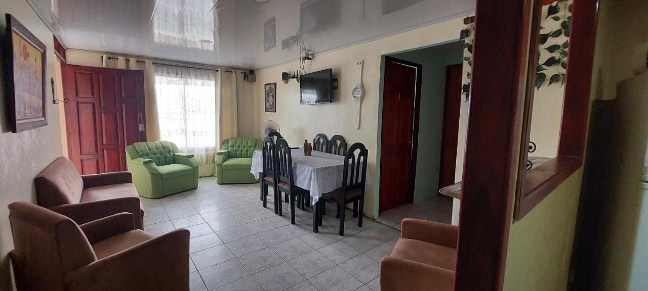 Hostel Casa Marina Puerto Limon Luaran gambar