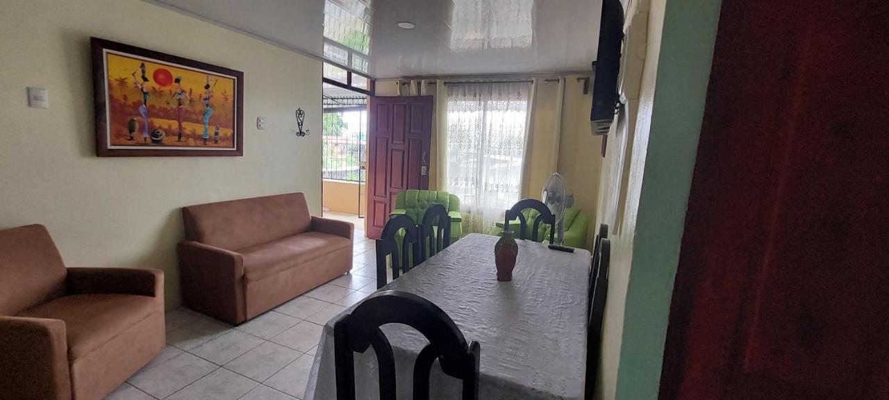 Hostel Casa Marina Puerto Limon Luaran gambar