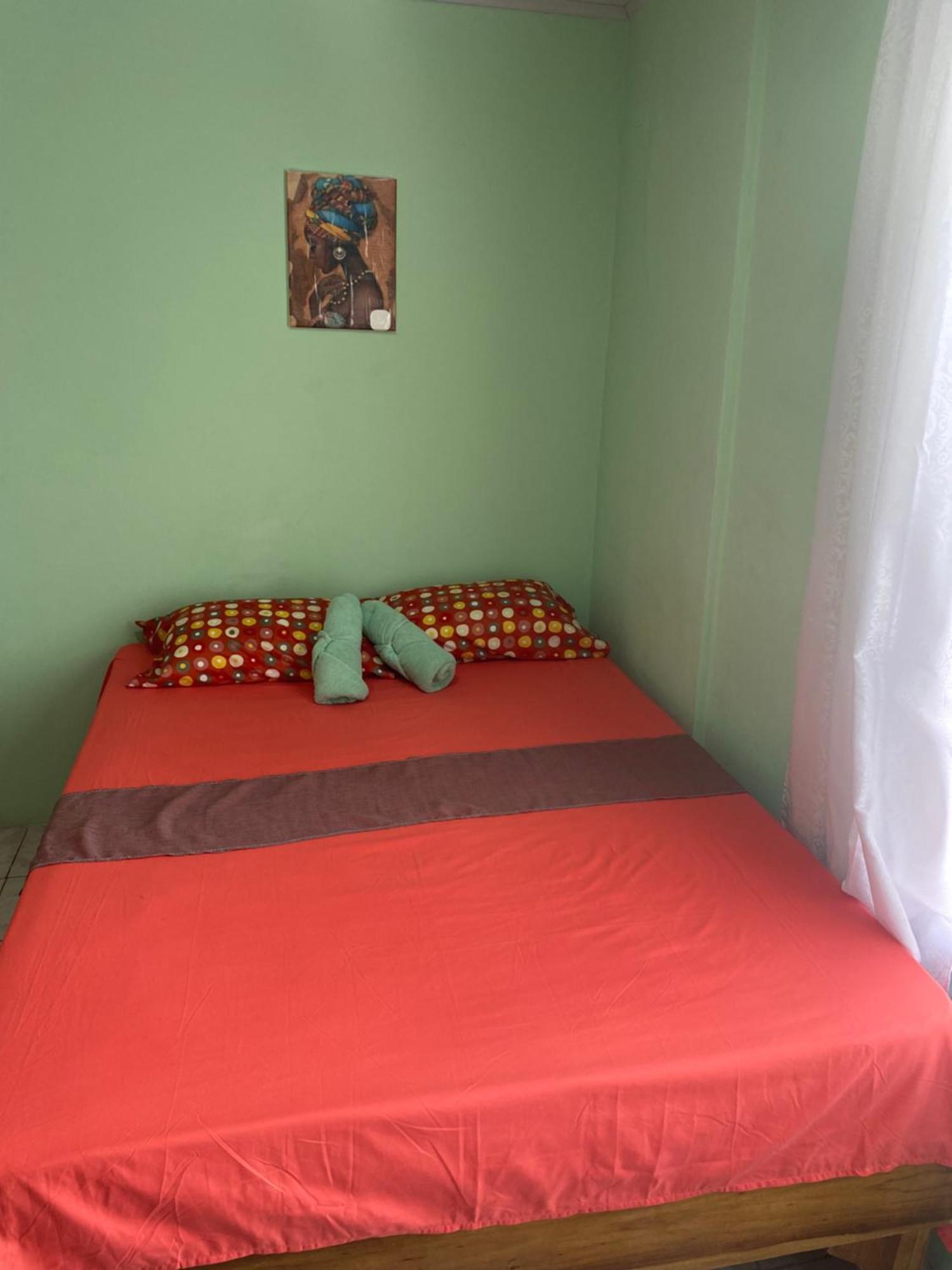 Hostel Casa Marina Puerto Limon Luaran gambar