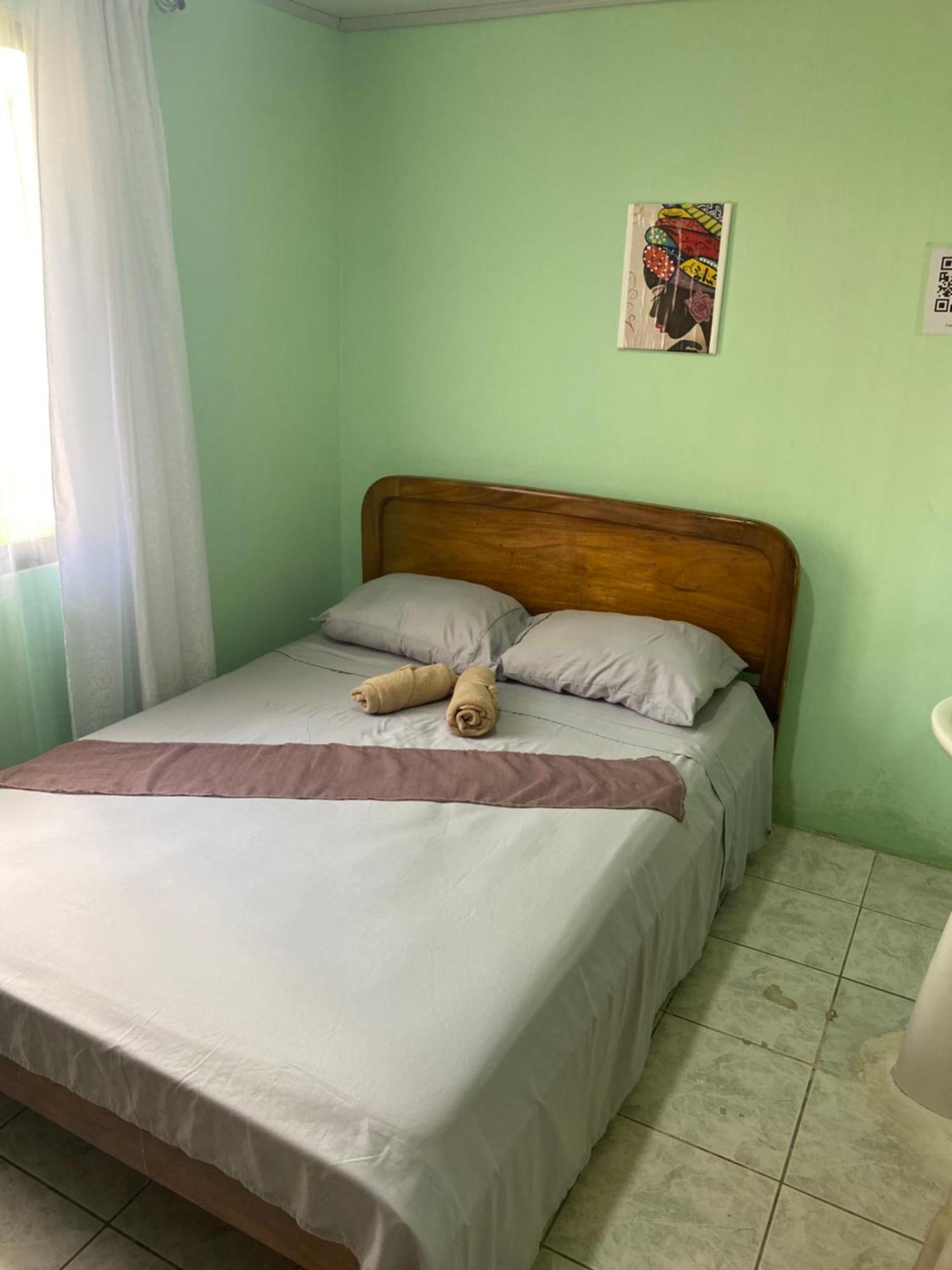 Hostel Casa Marina Puerto Limon Luaran gambar